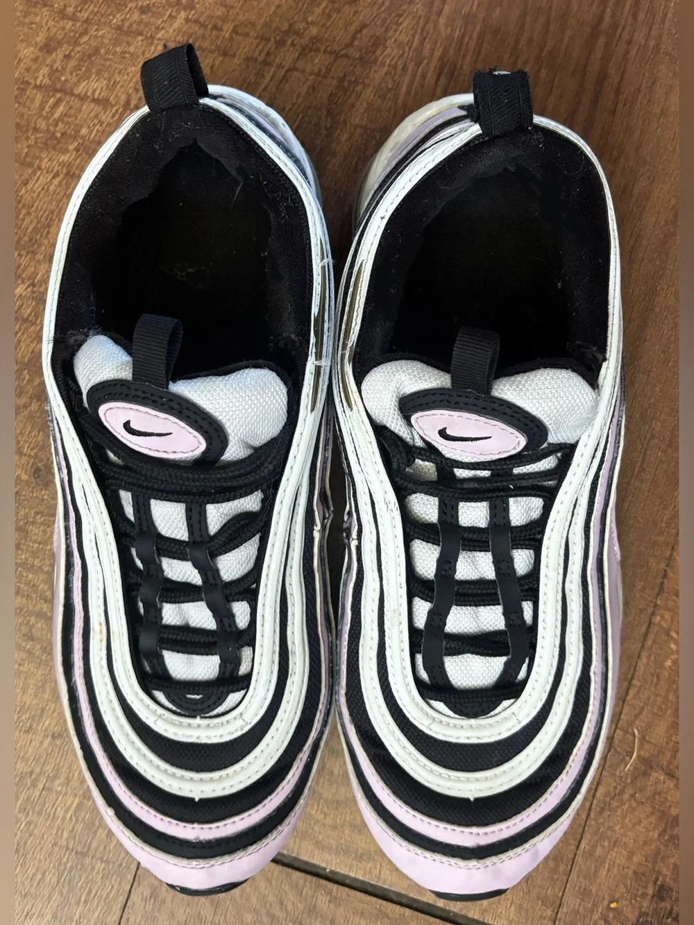Nike air max 97 girl youth shoes sneakers  Size 6.5Y youth/8 woman